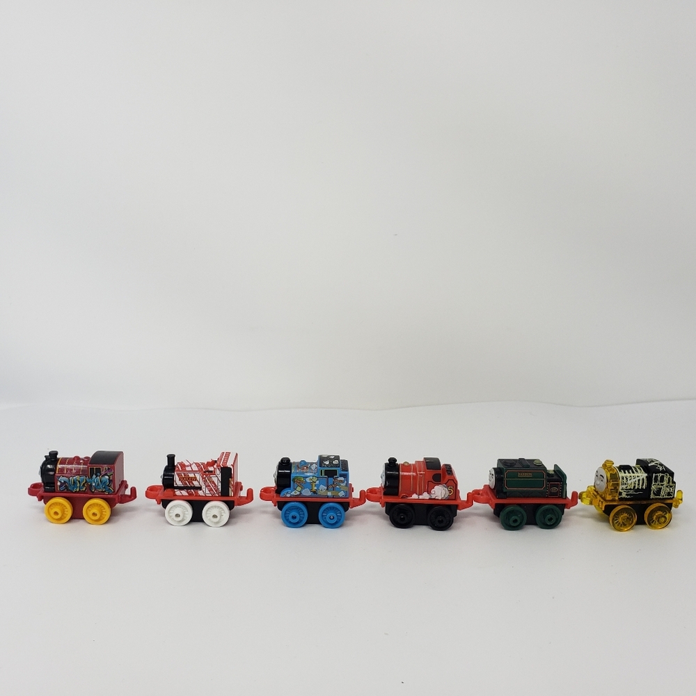 Thomas the Train Small Tiny Trains Lot - Picture 3 of 15